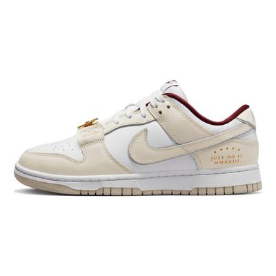 Dunk Low SE Sisterhood Sneakers da Donna Bianco Team-Red Photon-Dust DV1160-100