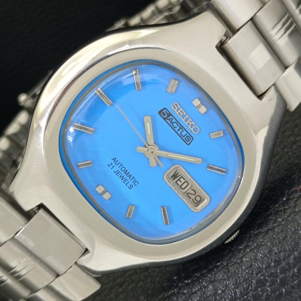 

GENUINE VINTAGE SEIKO 5 ACTUS AUTOMATIC JAPAN MENS SKY BLUE DIAL WATCH a702525-1 R126-a702525