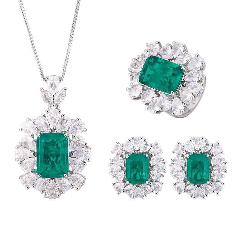 Jewelry Copper Bottom Gold-Plated Simulation Emerald Retro Temperament Pendant Set Female 10 * 14-7 * 9