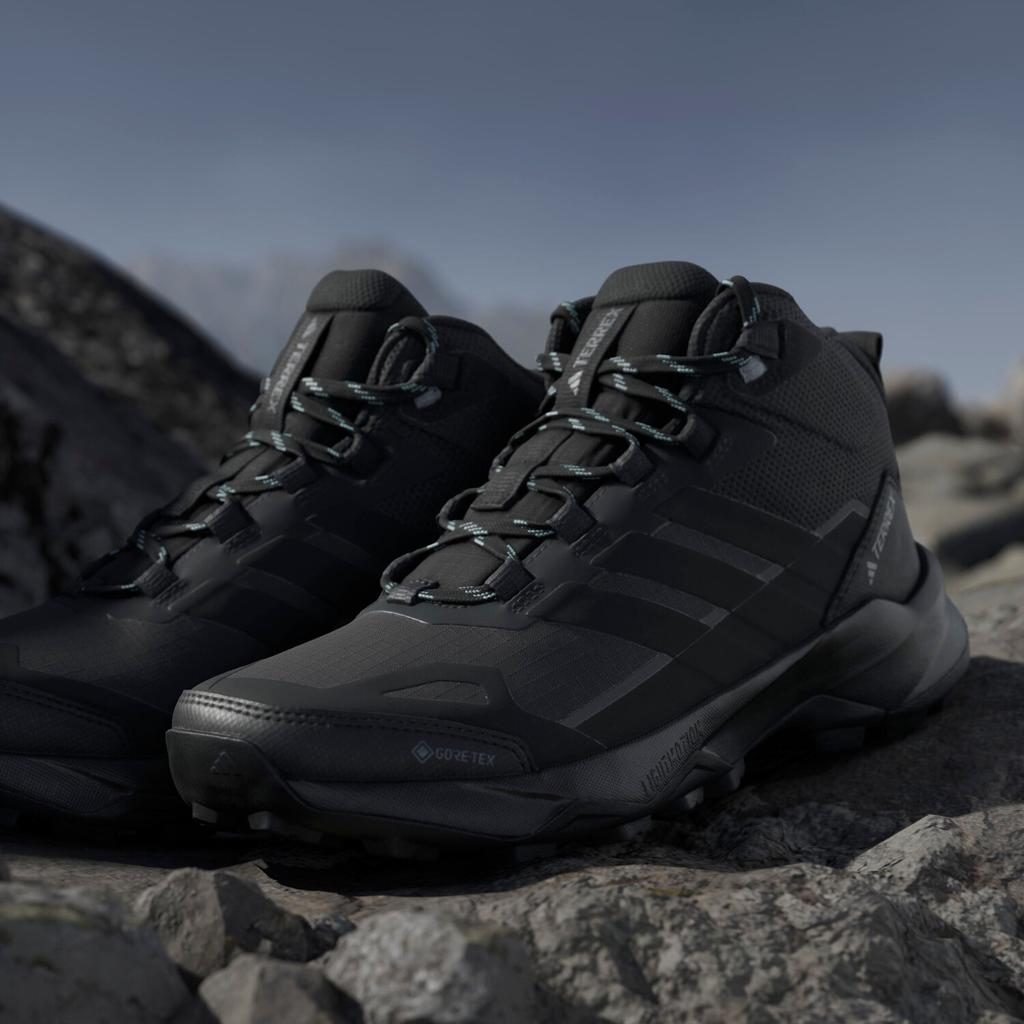 Обувь для треккинга Adidas Terrex Skychaser AX5 Mid Gore-tex carbon core black semi flash aqua