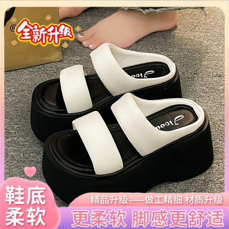 Fashion Platform Slippers Women's Sandals Summer Wear Fashion 2025Style Increase Sandals Casual Everything Muffin Flip-flops Beach Shoes