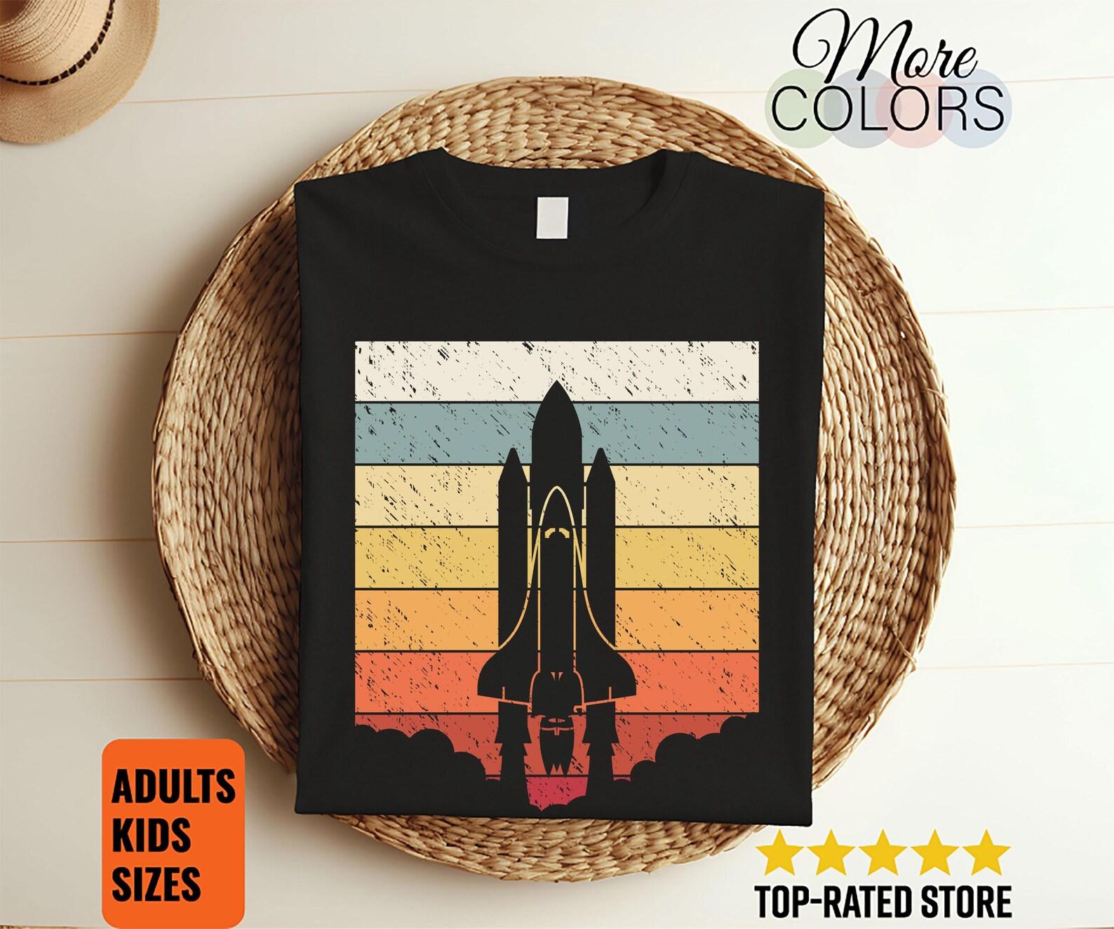 Astronaut Vintage Spaceship Spacecraft Spaceman Funny Space Dwarf Solar System Astronomy T-Shirt, Space Geeks Gifts, Birthday Present Rocket 100