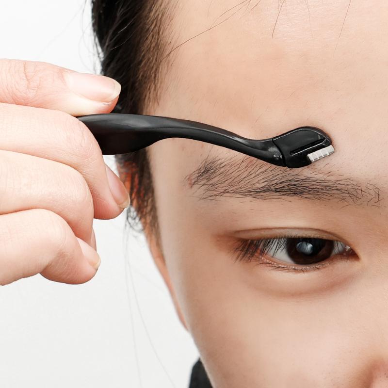 Mini tondeuse à sourcils pour une mise en forme parfaite des sourcils, ciseaux à sourcils portables