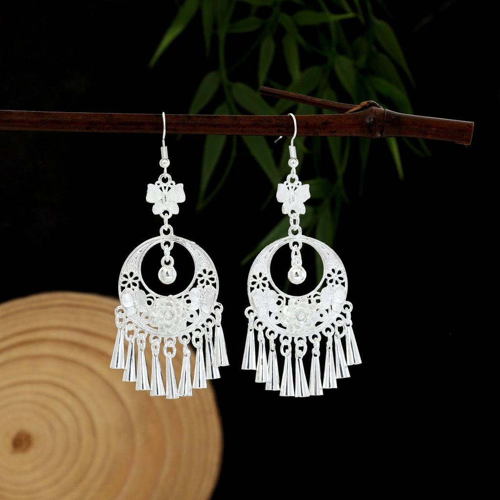Miao Silver Tassel Earrings: Ethnic Style, Fashionable Exaggeration, Light Luxury Design