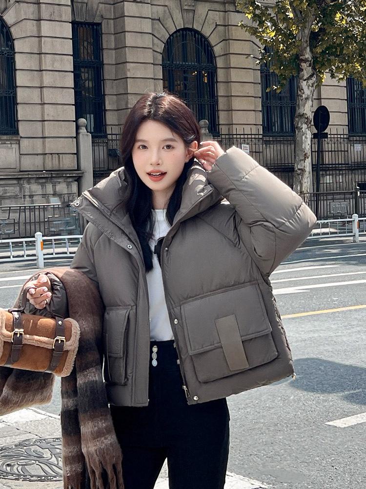Bread clothes,  clothes, women's short big bags, new loose down  clothes, thickened winter  jackets.