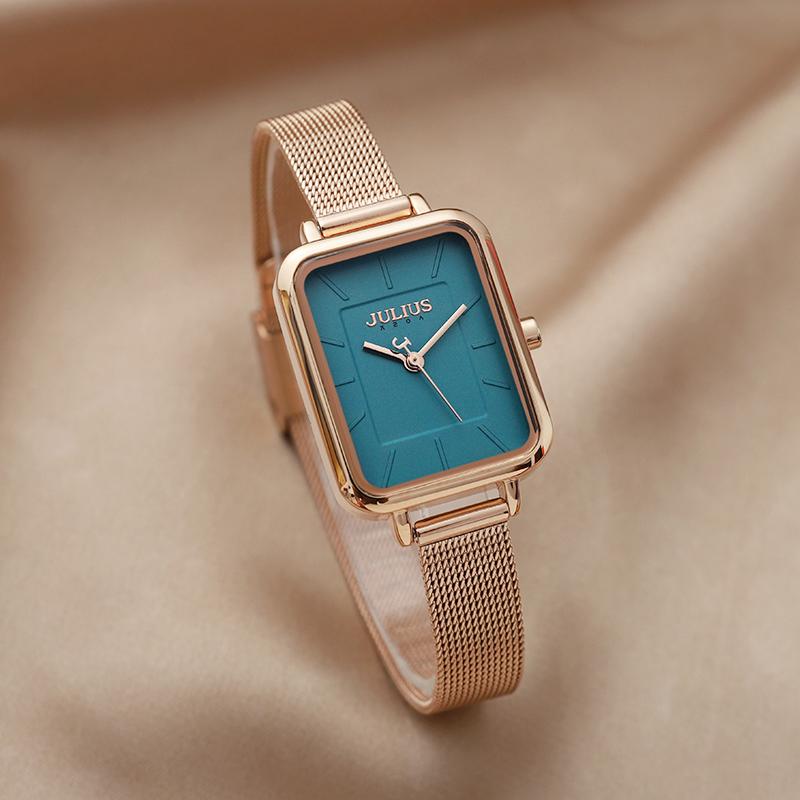 Square women's watches, trendy, stylish, simple, small square watches with steel straps, top ten brands of women's watches.