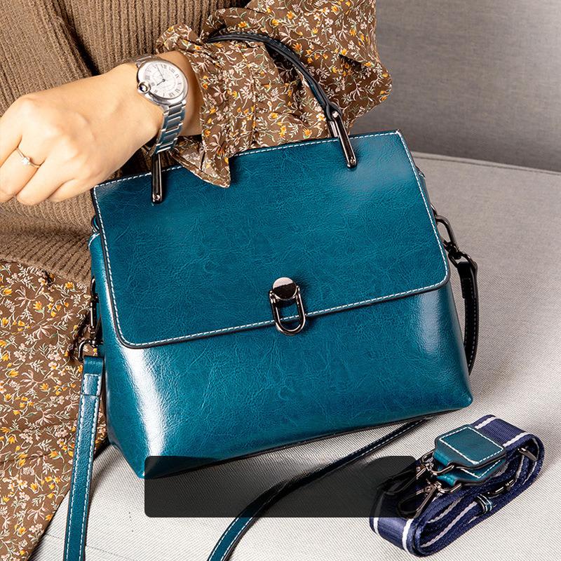 Genuine Leather Shell Bag for Women, Top Grain Oil Wax Cowhide Shoulder Purse, 2026 New Minimalist Clutch, Soft Texture Crossbody Bag, Vintage Style