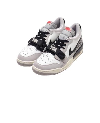 

Air Jordan LEGACY 312 LOW TECH GREY FIRE RED BLACK CD7069-101 EU 45 белый