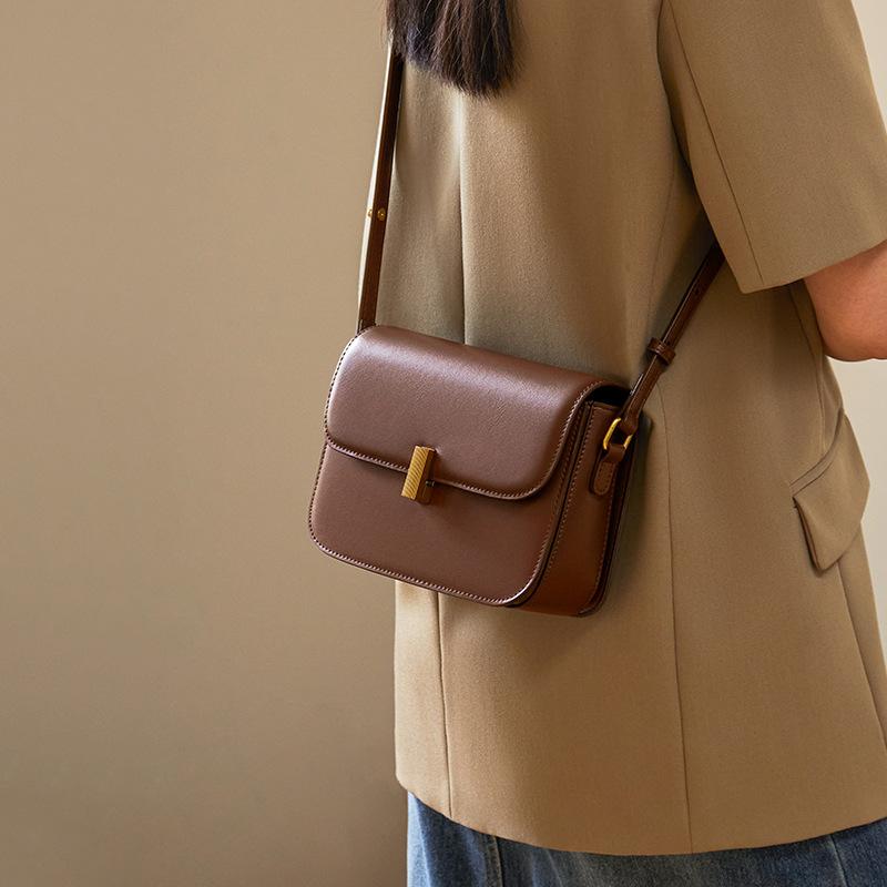 Mrs. Qiao High-End Bag for Women 2025 New Crossbody Bag Autumn Winter Small Square Bag Women's Underarm Genuine Leather Bag