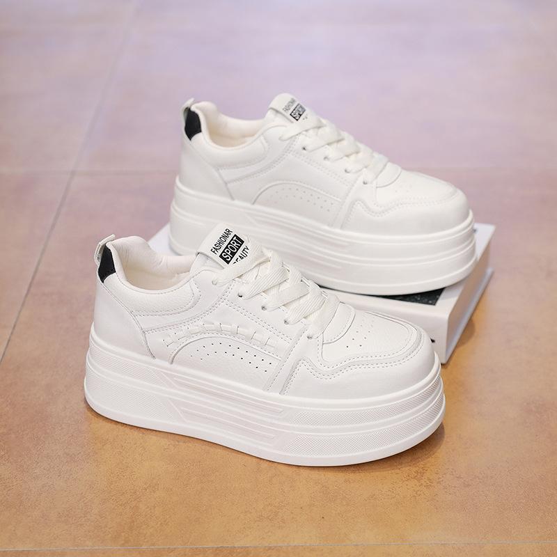 Chunky Platform Sneakers for Women Casual Breathable Non-Slip Sport Walking Shoes Women's Lightweight Comfortable Workout Tennis Running Sneakers