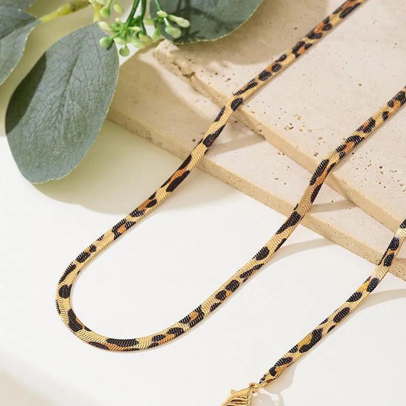 Fashionable And Personalized Metal Geometric Leopard Print Circle Women's Necklace Bracelet Jewelry Set