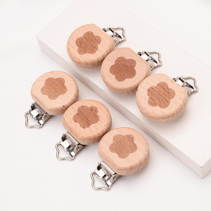 1Pcs Cute Modelling Beech Wood Pacifier Clip Baby DIY Cartoon Animal Wooden Log Pacifier Clips Nipple Chain Holder BPA Free