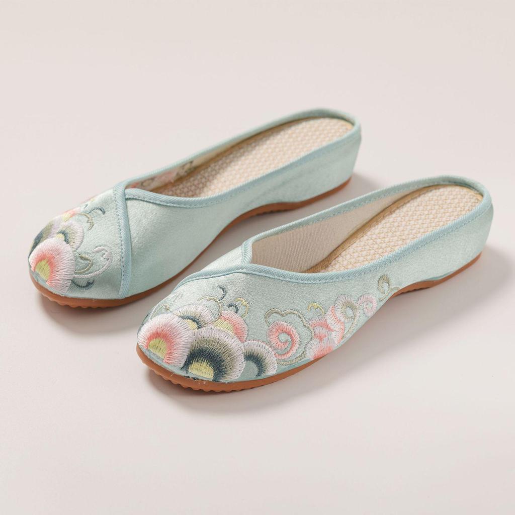 Bihai 2024 Satin Embroidered Low-Heel Slippers - Elegant Soft-Sole Wedding Shoes for Women, Perfect with Cheongsam.