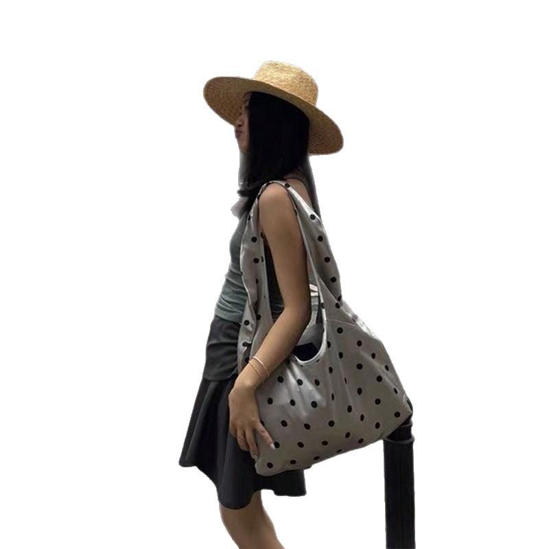 2025 New Niche Design Silver Polka Dot Bag Satin Tote Bag Versatile Commuter Lightweight Shoulder Bag Underarm Bag