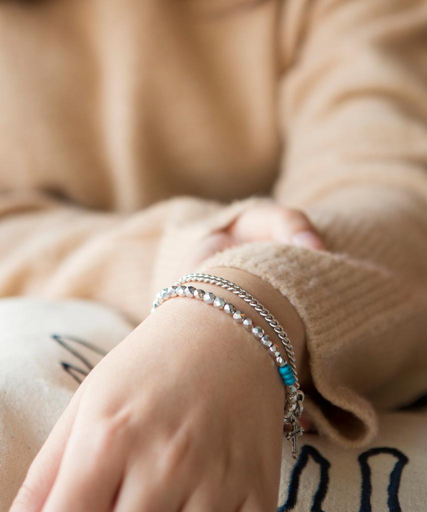 Shoveoff Svb-228 Bead Chain Turquoise Gemstone Layered Bracelet Unisex