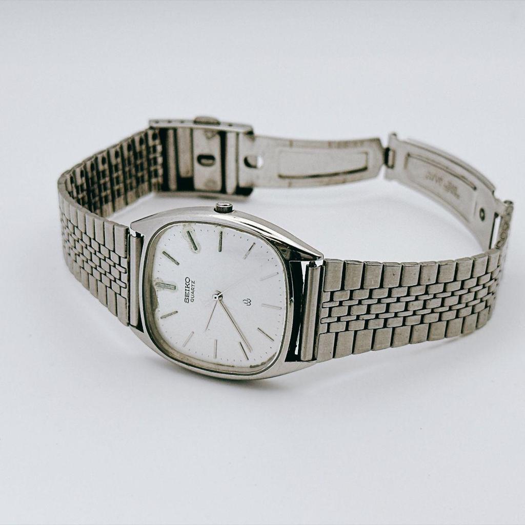 Used Vintage SEIKO Chariot Men's Watch Square Slim Dress Watch Old White Dial