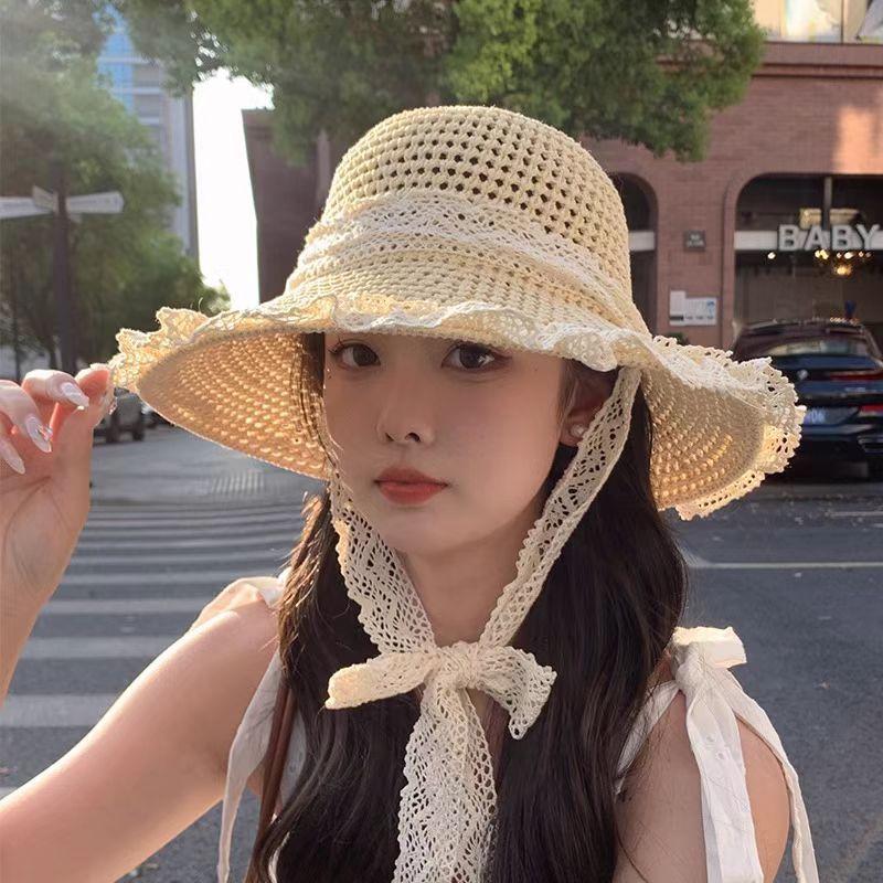 Straw hat women's summer Japanese lace strap flat top sun hat seaside sun shade beach small fresh burr edge sun hat