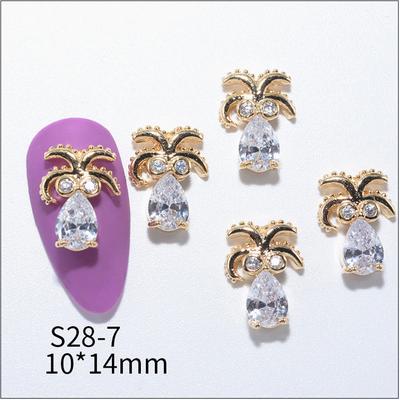 Luxus Gold Blume Nagelkunst Dekorationen Metall Kristall Nagel Strasssteine Nagel Zirkon Anhänger Kette Nagel Schmuck