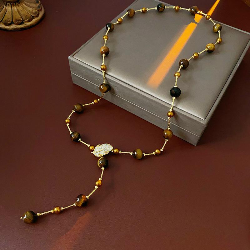 Color-matched Sequin Clasp Necklace, Retro and Luxurious, High-end Style, Sweater Chain, Suitable for Autumn and Winter, Niche Product