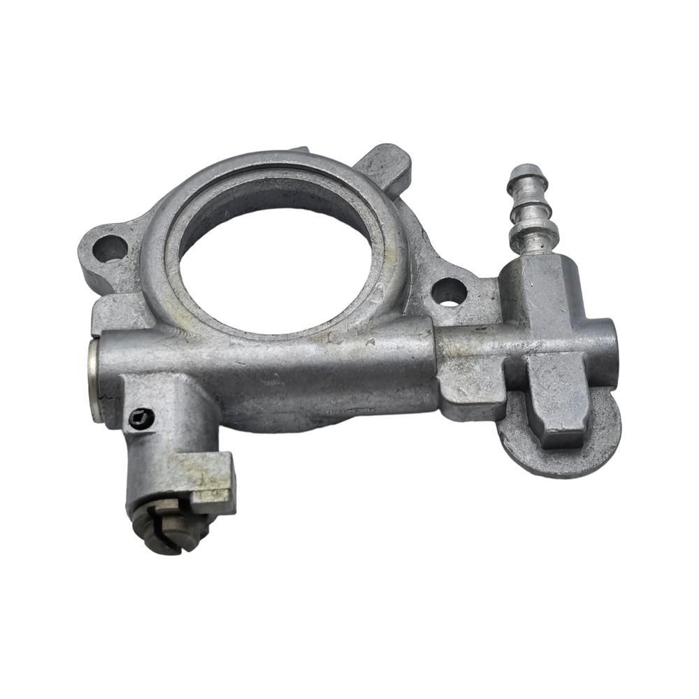 Oil Pump For Stihl 024 026 MS260 MS240 Chainsaw Replace 1121 007 1043