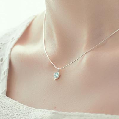 Charmy Silver Mint Clover-necklace
