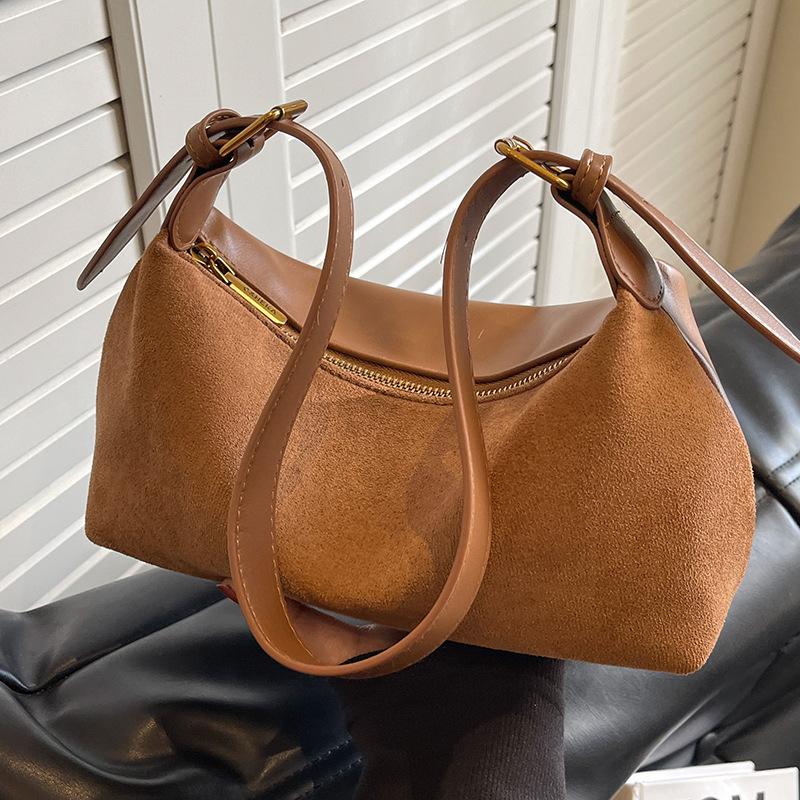 

Underarm bag women s large-capacity 2024 new autumn and winter niche design advanced matte retro shoulder messenger bag хакі