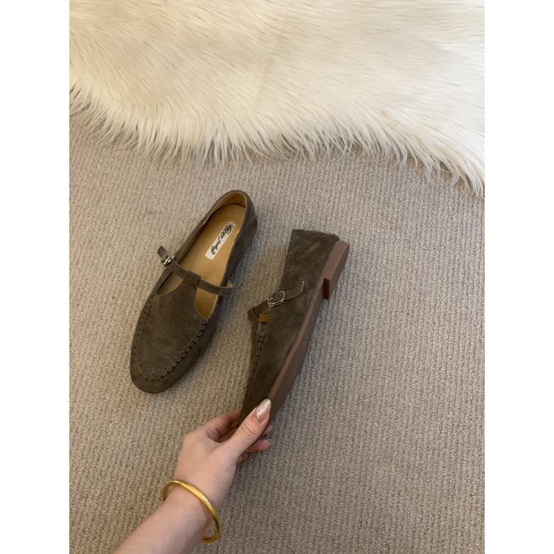 2025 autumn leather French round head single shoes with skirt small leather shoes retro low heel buckle flat Mary Jane shoes