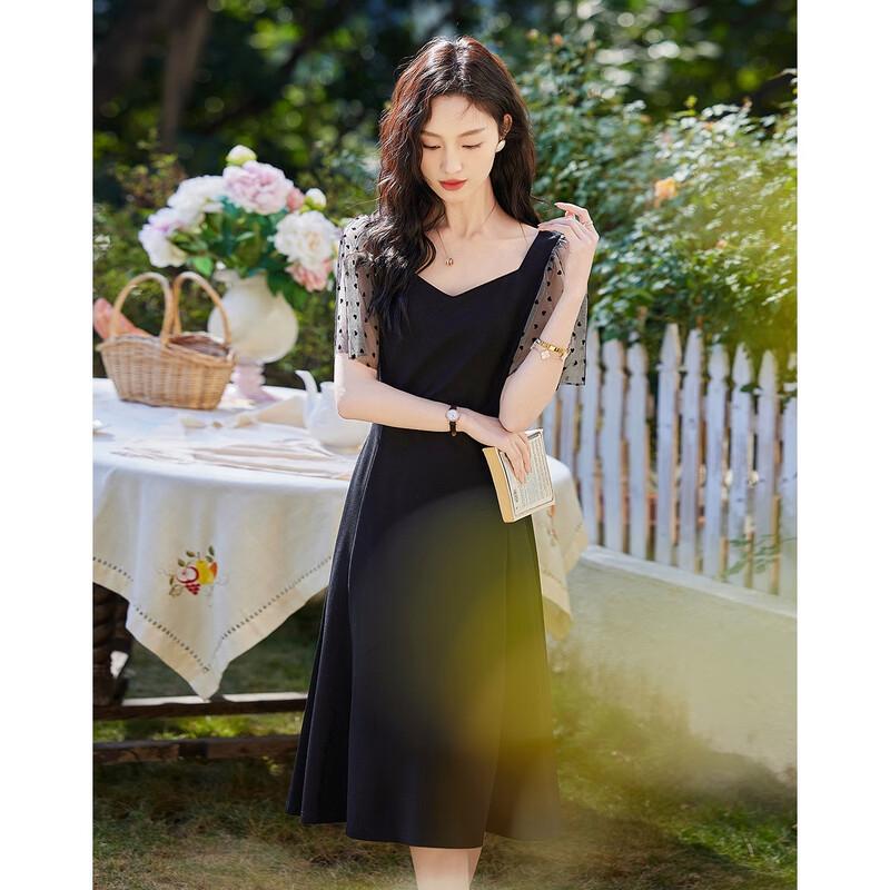 

Demana Square Neck Puff Sleeve A-Line Knit Midi Dress