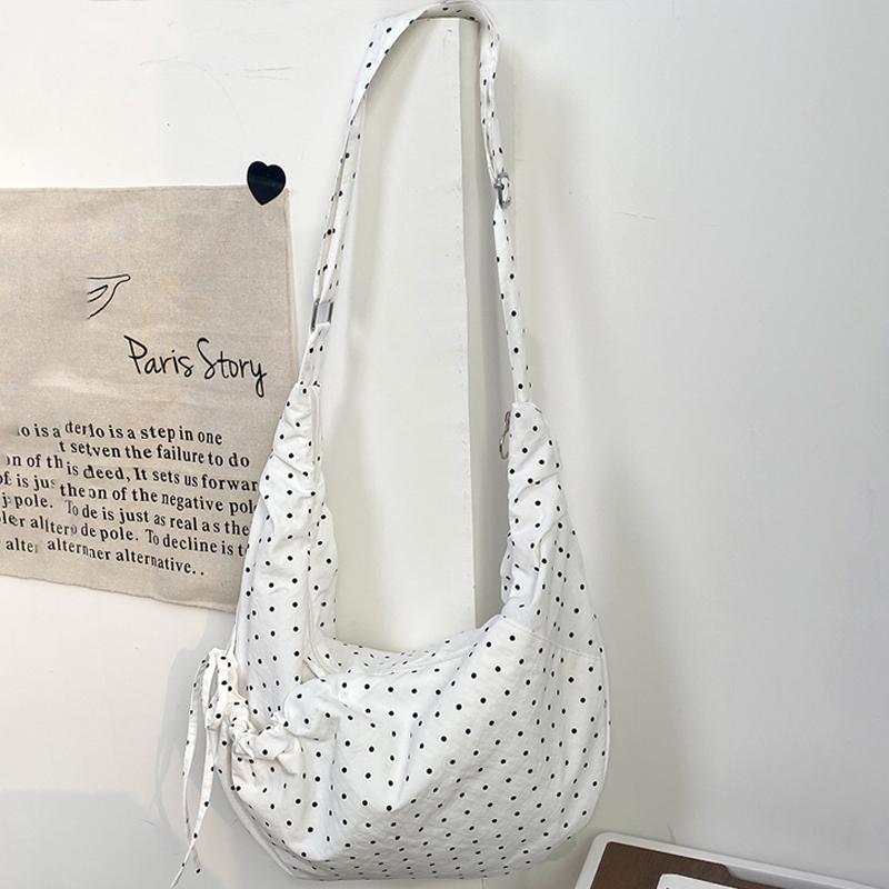 Korean Fashi Polka Dot Shoulder Bag Women Pleated Dumpling Bag Lightweight Large Capacity Shoulder Bag Zippered Crossbody  Bag