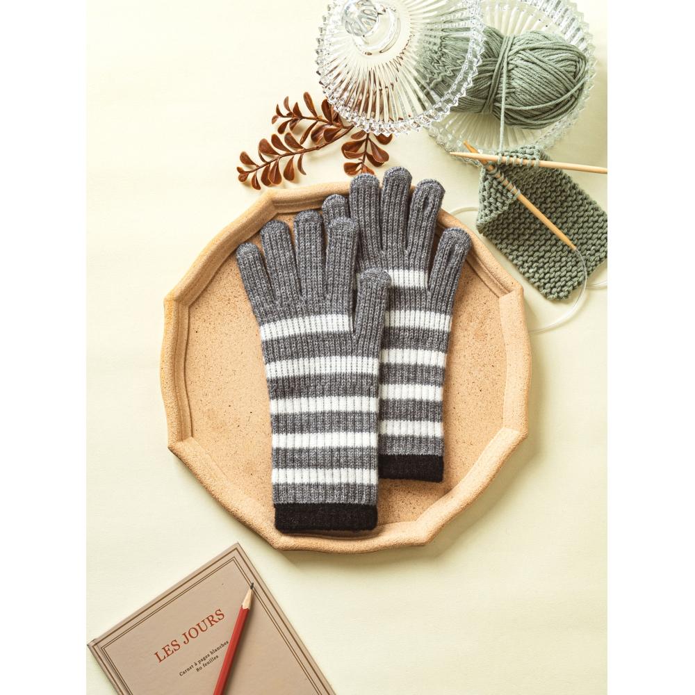

Перчатки Daiso Striped серые