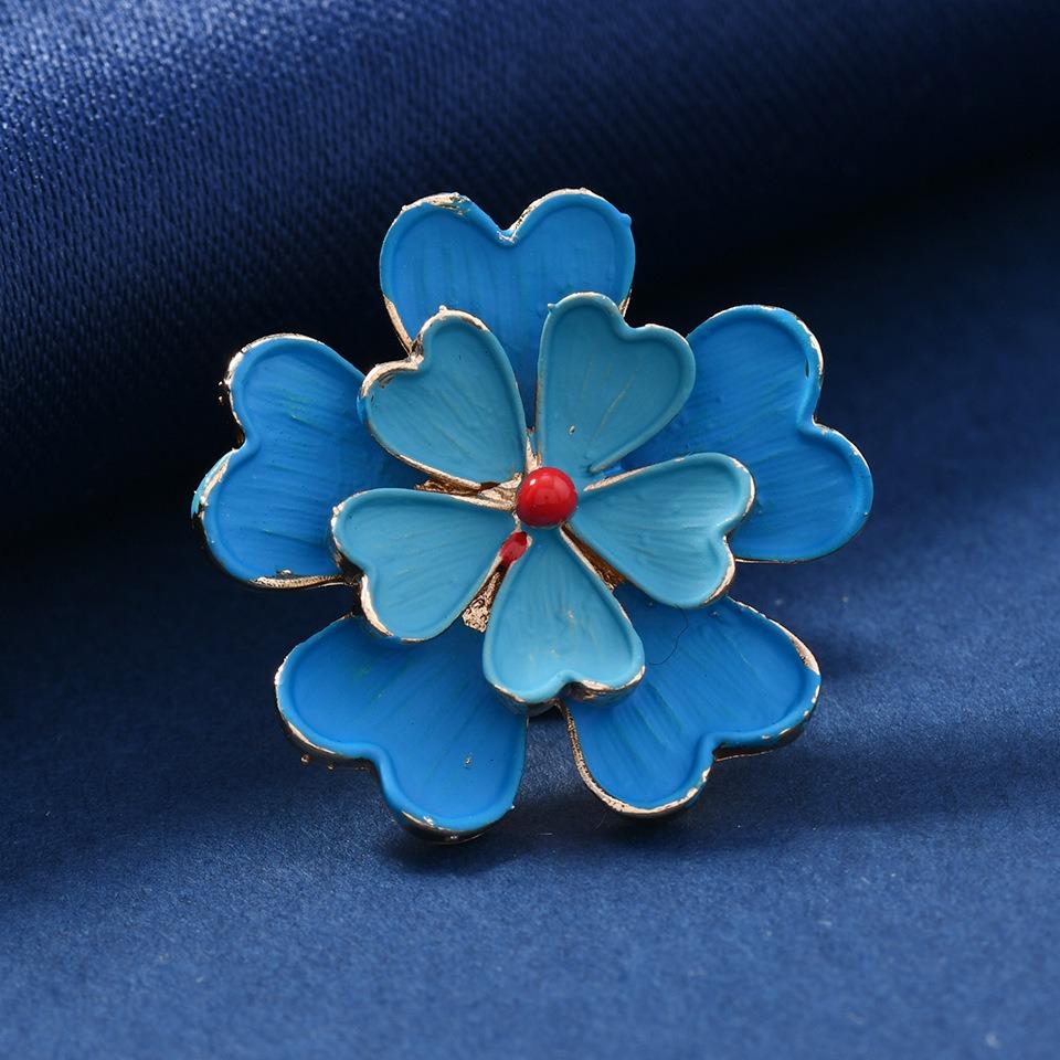

Vintage Enamel Blue Flower Brooch Elegant Floral Brooches Faux Pearl Accents Classic Gold-Tone Lapel Women Parties Daily Wear