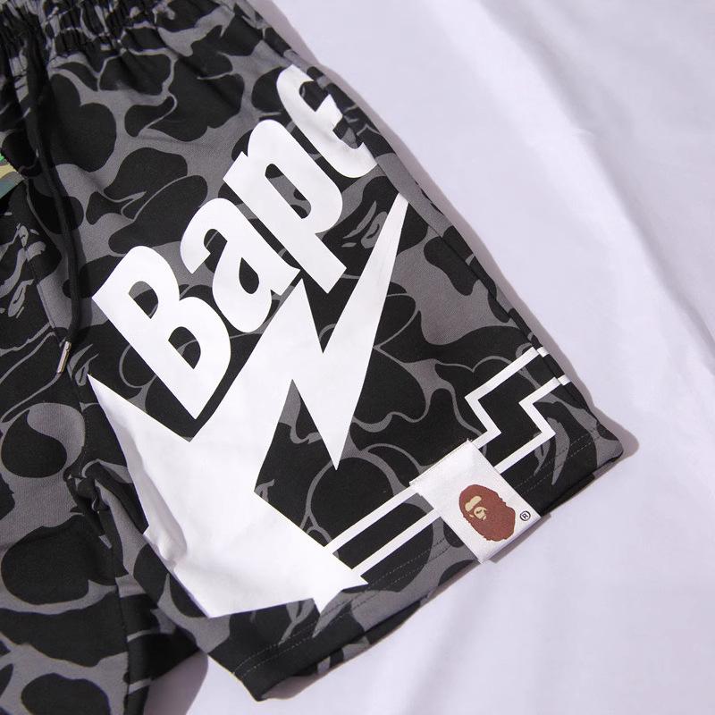 Men’s camouflage letter-print shark shorts, straight-leg fit, with woven trim