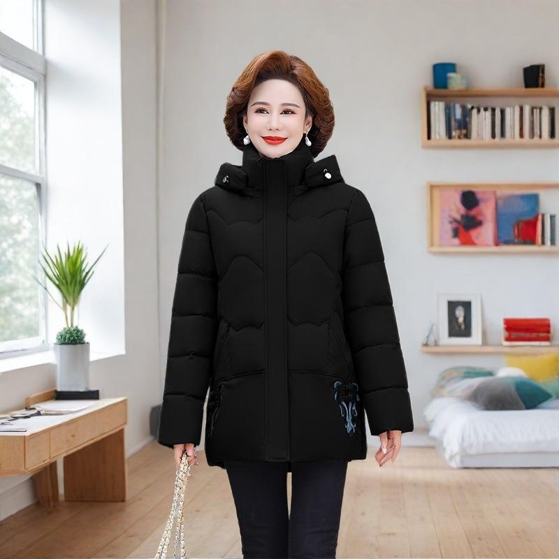 

Женская зимняя одежда 2025 года, новая пуховая хлопковая куртка, утепленные модные молодые зимние шорты больших размеров XL чёрный