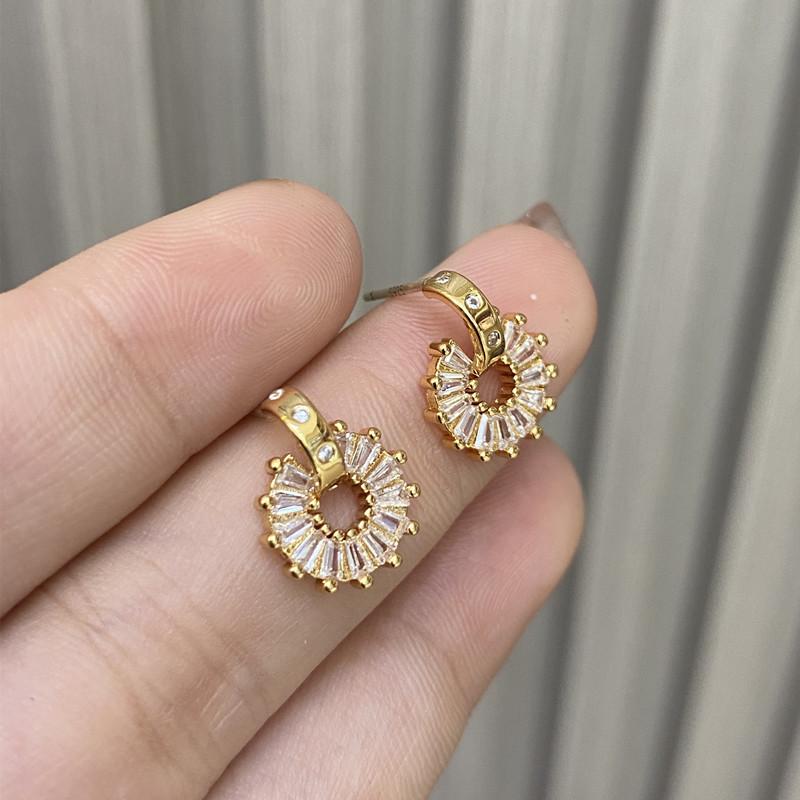 Douyin Explosive Xiaoxiangfeng Seiko Full Diamond Luxury Wind Ring Earrings Raw Retro Earrings