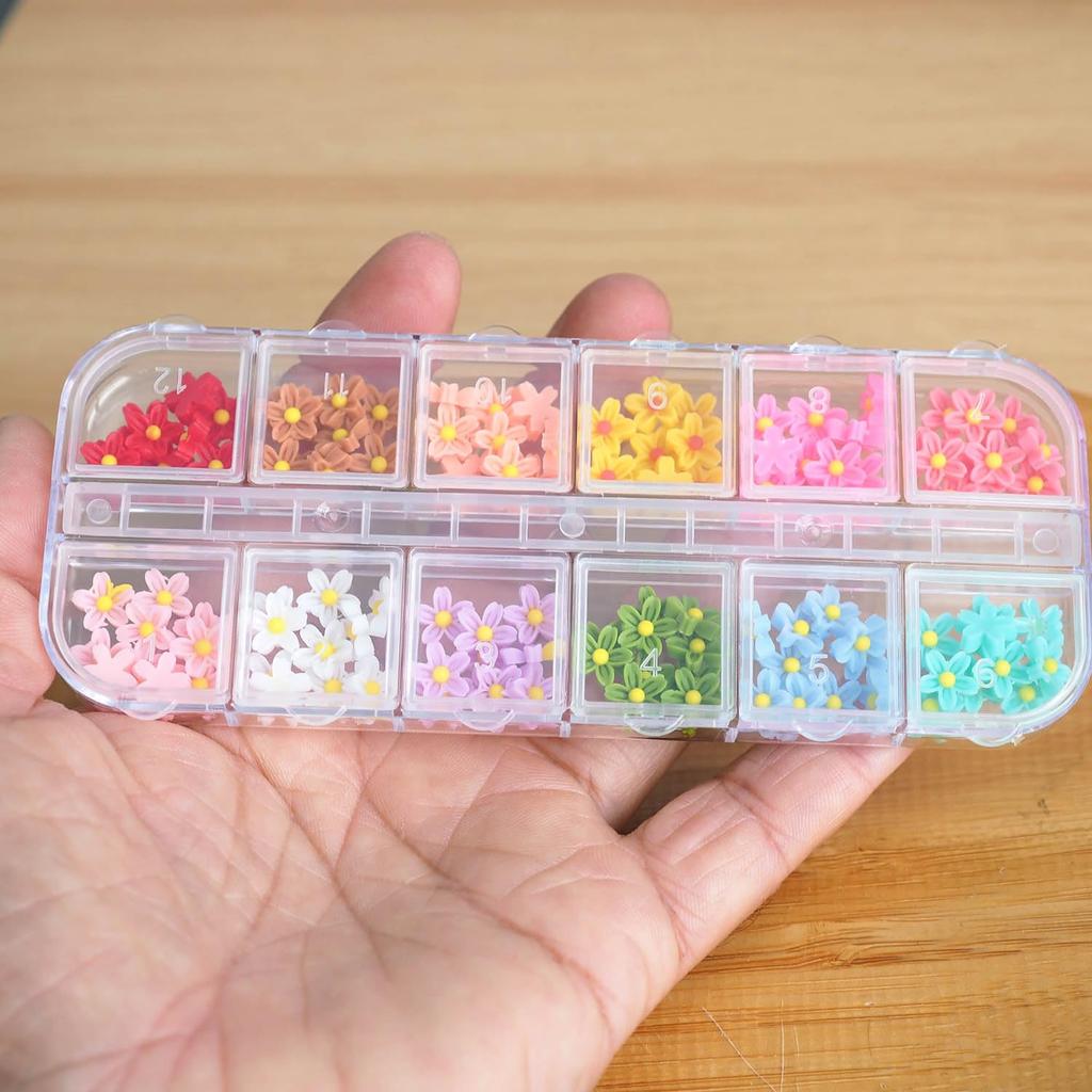 Sempiterno Miniature Resin Daisy Perfect for DIY Miniature and Miniature House Decor 120-Piece Flowers, Decorations, Crafts, (12 Colors)