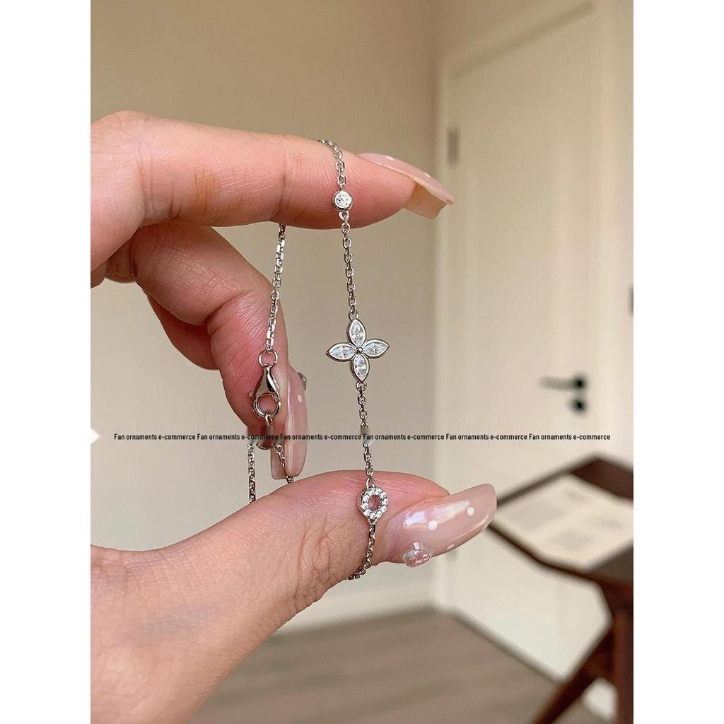 Exquisite Blue Four-Leaf Flower Zircon Bracelet: Versatile, High-Value, Micro-Paved, Stacking Jewelry