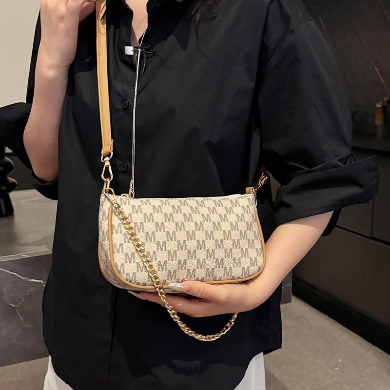 Retro New Women's Shoulder Armpit Bag Trendy Casual Versatile Commuter High Sense Messenger Bag Women
