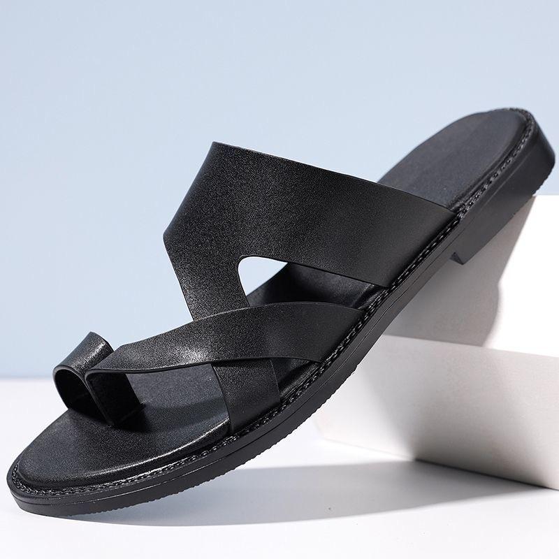 Men Black Leather Slippers Simple Flats Flip Flop Summer Brown Outdoor Roman Sandals Outdoor Beach Shoes for Father Over Sized