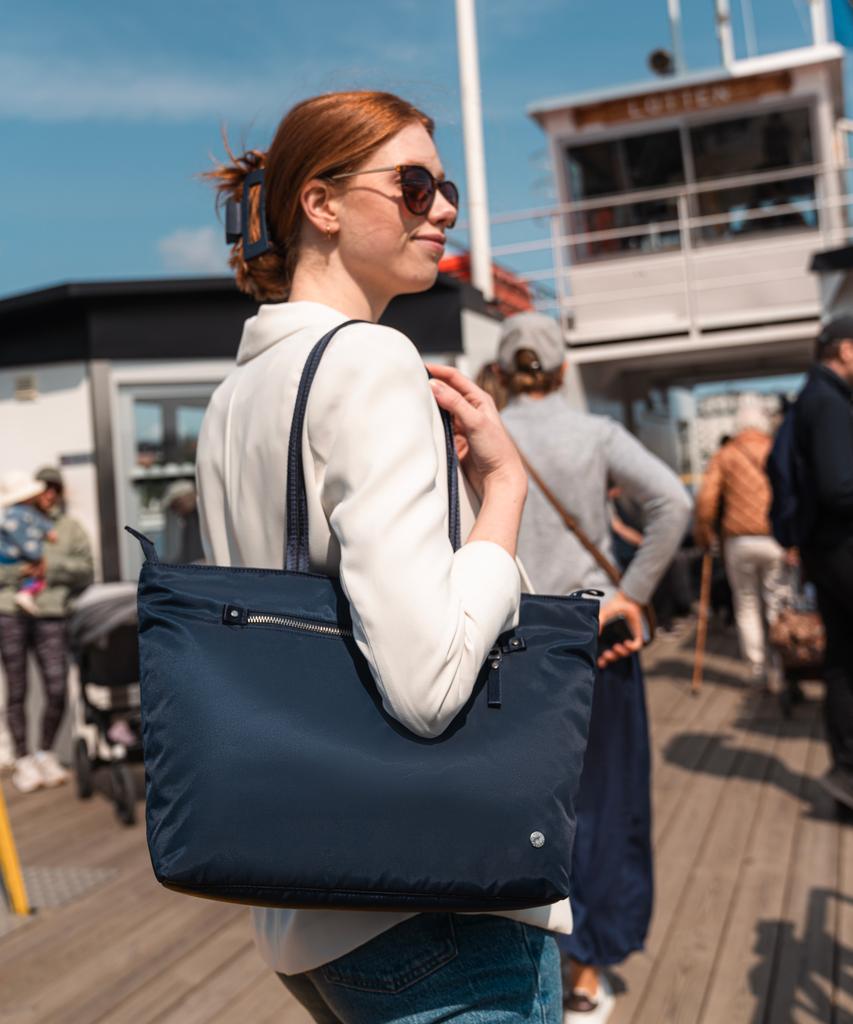 Pacsafe W Carryall Shoulder Tote Bag