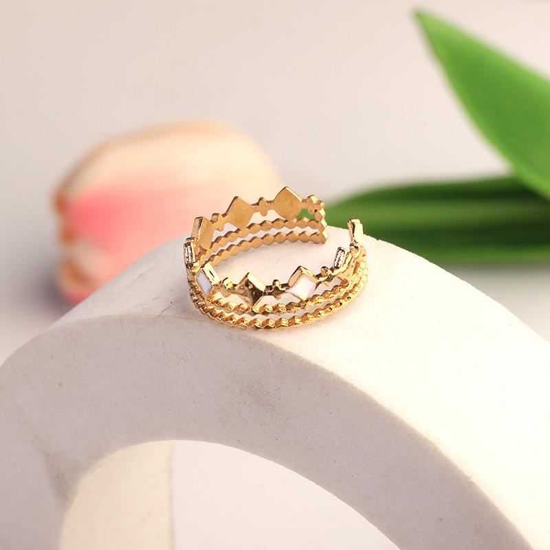 European Retro Hollow Crown 18K Gold Stainless Steel Adjustable Ring