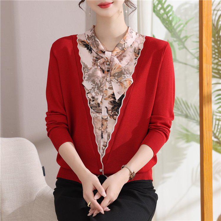 Chic Women's Motherwear Sweater - Stylish Knit for Daily Commute