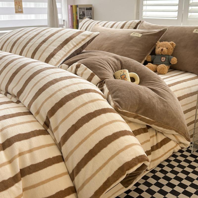 Winter Milk Fleece Bed Four-piece Set Thickened Coral Fleece Bed Sheet Quilt Cover Three-piece Bedding