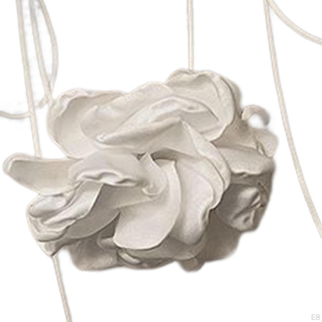 Floral Collar Necklace - Blooming Petal Charm