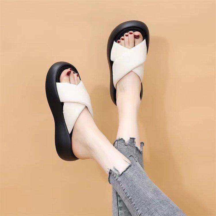

Wedge heel slippers women s platform fashion outer wear summer new fish mouth high heels soft leather sandals tide 40