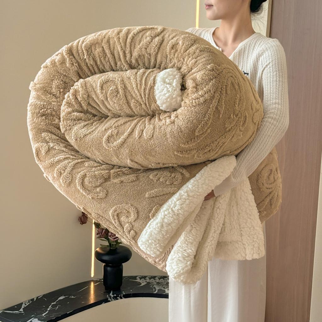 Fashion Jacquard Double Layer Sherpa Fleece Blanket Thick Warm Autumn Winter Blanket for Bed Warmth Plush Throw Blanket for Sofa