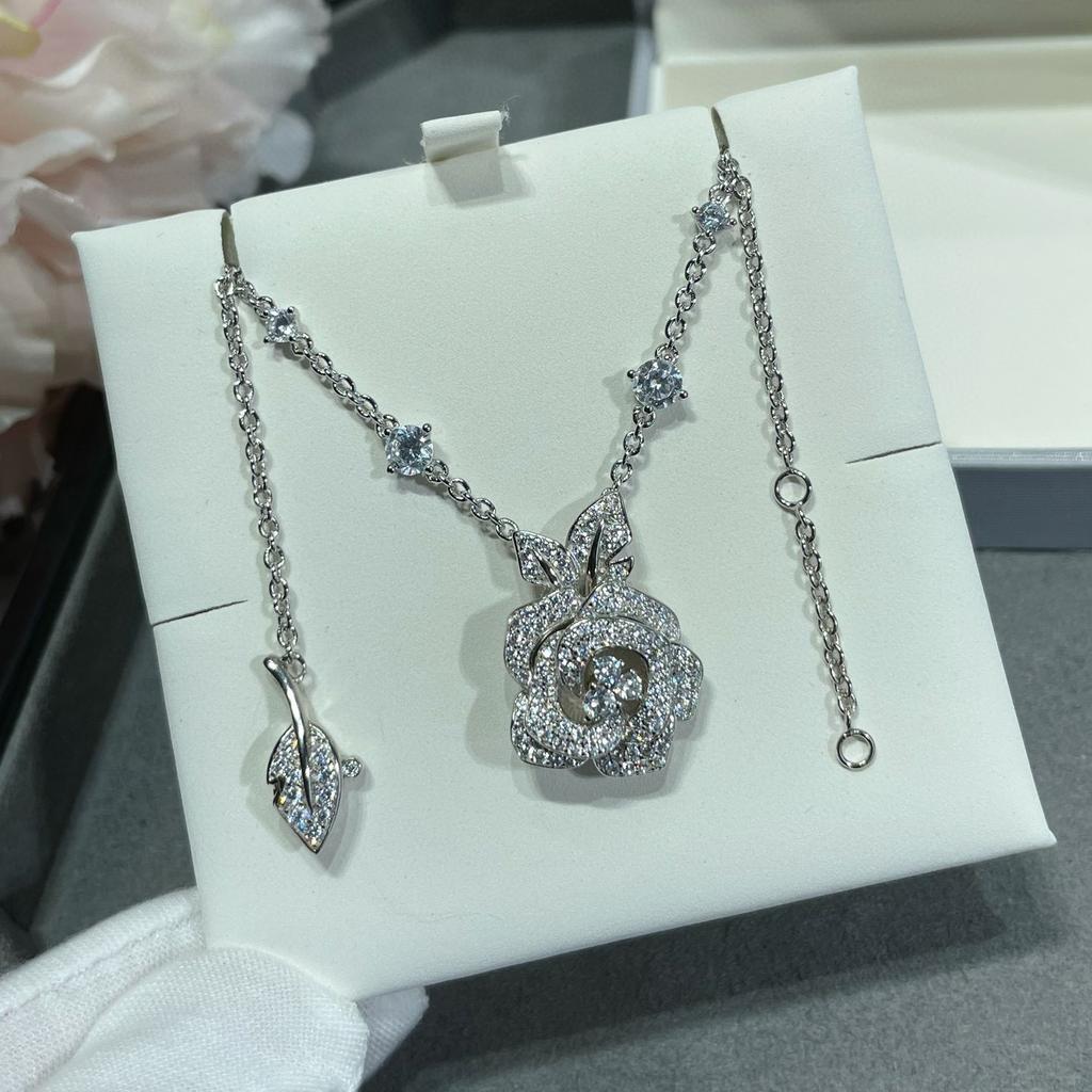 Vintage Hot Brand Women's Necklace Luxury Jewelry For Women Designer Pendant Pure 925 Sterling Silver Rose Gold Flower Necklaces
