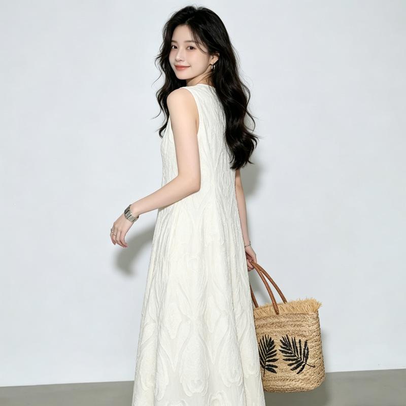 French Design Temperament Vest Skirt Women's Clothing Summer New Loose Light Luxury White Dress Tide