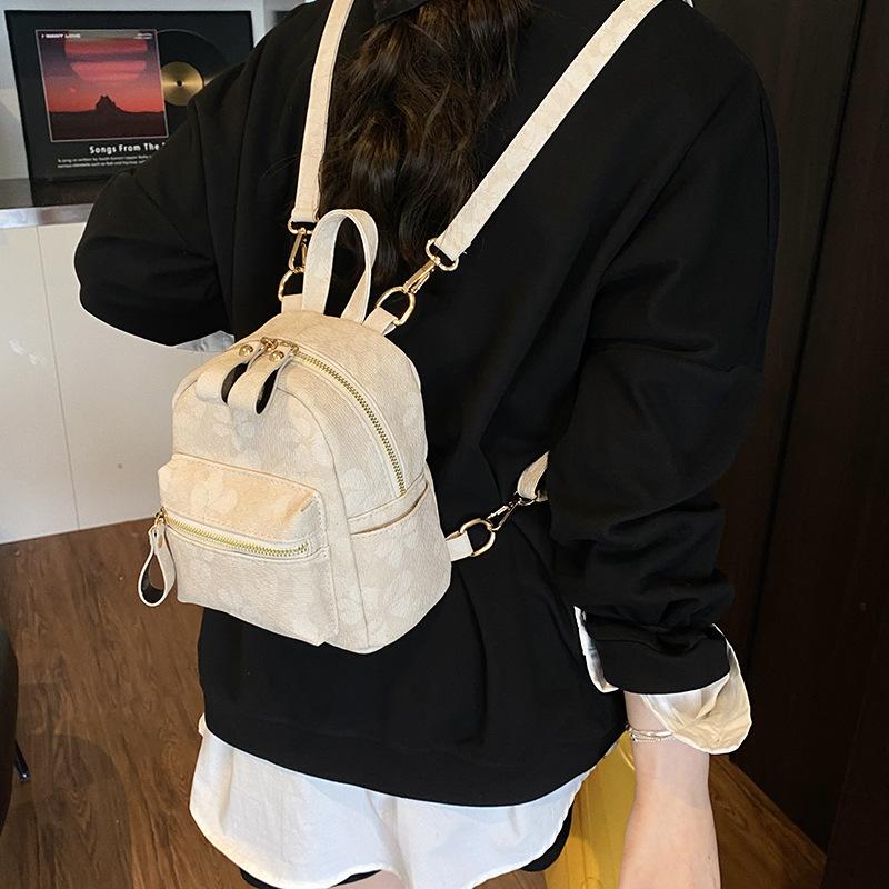 Niche texture small bag women's bag new feeling versatile commuter small backpack student crossbody backpack