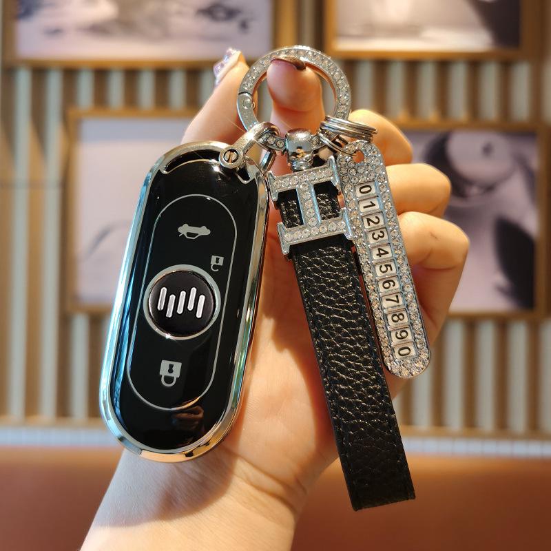 WM Car Key Case for E5/EX5/W6/EX6: Personalized, Anti-drop Protective Cover with Buckle