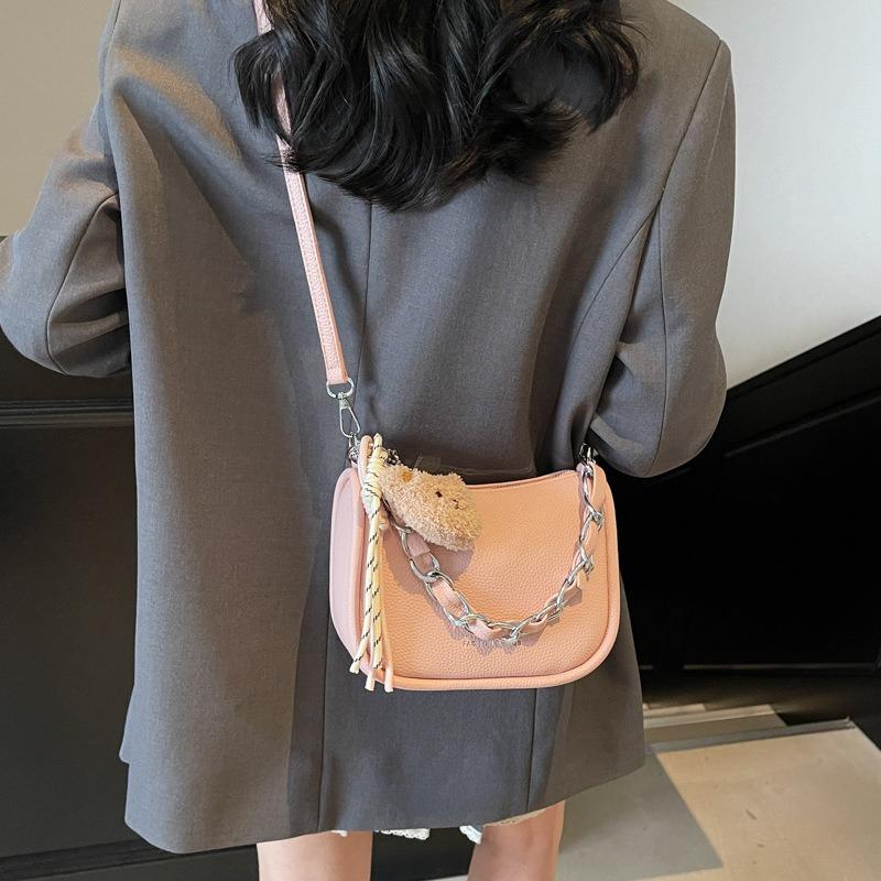 Niche Design Bag Women's New Summer Versatile Messenger Bag Chain Portable Small Square Bag